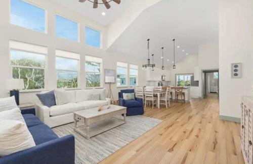 Marineland Acres House | Luxury Beach Home with Heated Pool