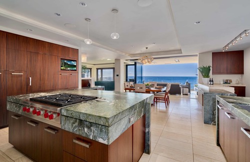 Beach Barber Tract House | Luxury Beachfront Home with Hot Tub and Ocean View