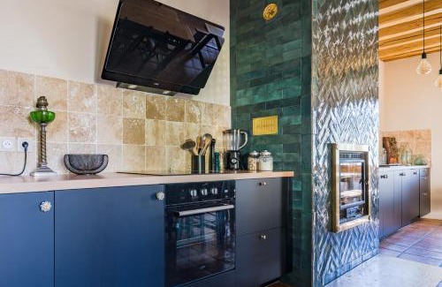 Varennes-Jarcy Villa | LUXURY Bergerie Corsica, PARIS Orly et disney