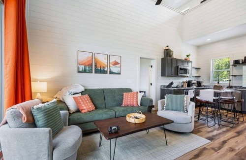 Sevierville Cabin | Luxury Cabin | Lake Views, EV Charger, Game Room!