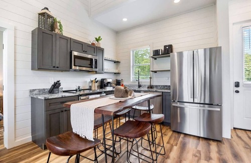 Sevierville Cabin | Luxury Cabin | Lake Views, EV Charger, Game Room!