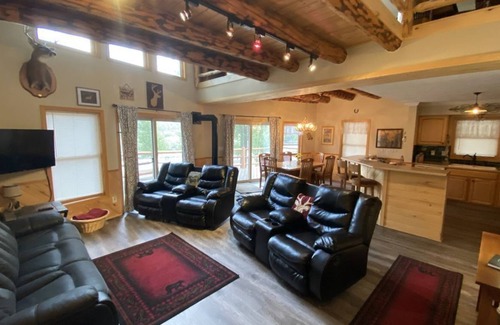 Alpine Village Cabin | Luxury Cabin on the Upper Rio Grande River