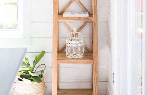 East Porpoise Bay House | Luxury Cabin + Private Beach + Old Growth Forest = Mamma's Saltwater Hideaway