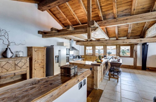 Le Cret Ski Chalet | Luxury chalet 4 bedrooms, hammam, fireplace, concierge