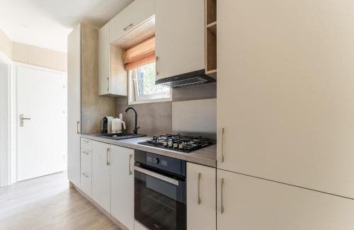 Goedereede House | Luxury chalet near Ouddorp with garden, cleaning included