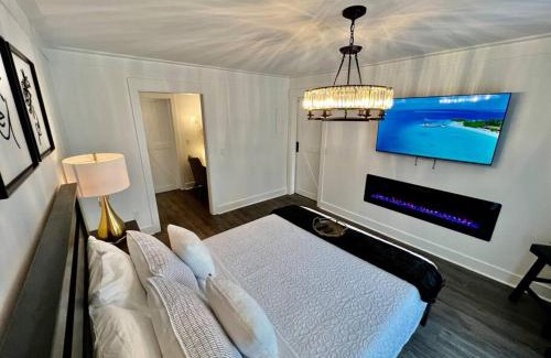 Gainesville House | Luxury City Loft in Gainesville C