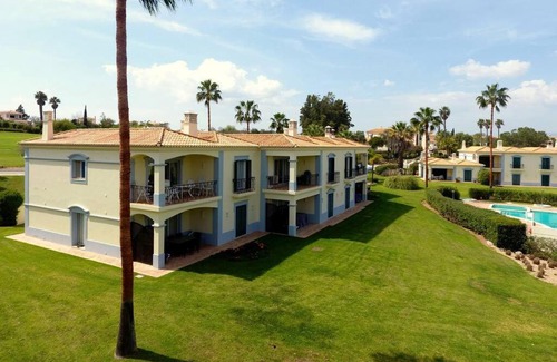 Estombar Apartment | Luxury Condo at Pestana Gramacho Golf Resort Carvoeiro with pool and tennis court