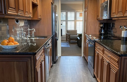 South Rehoboth Condo | LUXURY CONDO. CLOSE TO BEACH!