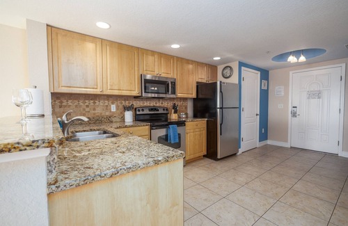 Capri Isle Condo | Luxury Corner Oasis Panoramic Ocean Views