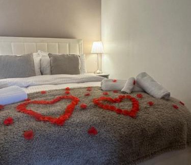 Pevensey House | Luxury Cottage with Hot Tub near Pevensey Castle