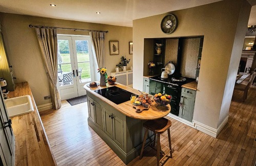 Lobinstown House | Luxury Country Estate & Farm Group Stay – Sleeps 14-16 in Ireland’s Ancient East