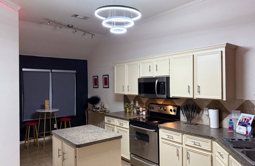 Killeen House | Luxury Couples Hideaway | King Bed Jacuzzi Spa Private Retreat