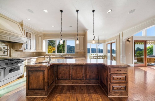 Lake Oswego House | Luxury Custom Estate on the lake