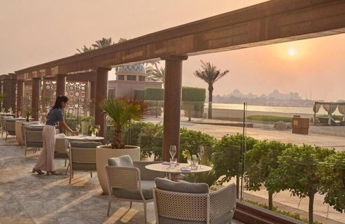 Al Ain Apartment | Luxury Deluxe Room Near Grand Hyatt Abu Dhabi