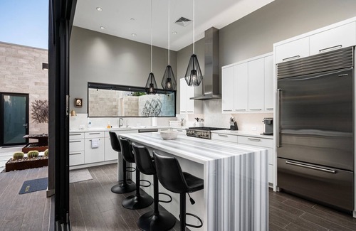 Arts District House | Luxury Desert Retreat