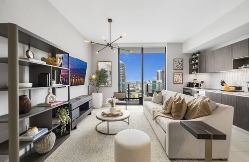 Downtown Miami Apartment | Luxury Downtown Condos with City Views
