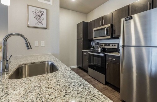 Arsenal Condo | Luxury Downtown experience River bound