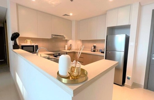 Dubai Apartment | Luxury Dubai creek harbour Waterfront Apartment