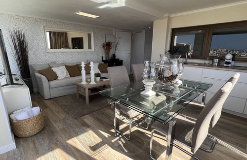 Santa Cruz de Tenerife Cabin | Luxury Mencey Penthouse