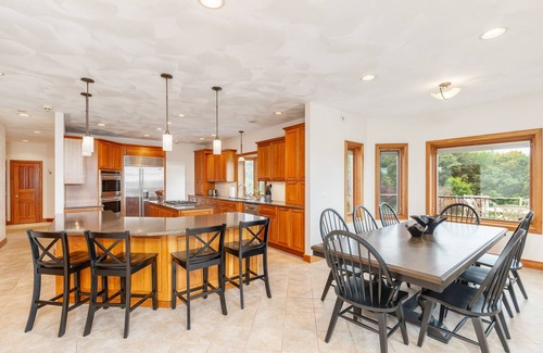 Owego House | Luxury Estate, Breathtaking View, Storybook Town, Pool, Hottub, FirePit, Game Rm