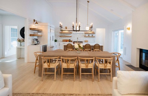 Northwest Harbor House | Luxury Estate w/Tennis, Pickleball, Pool, Hot Tub