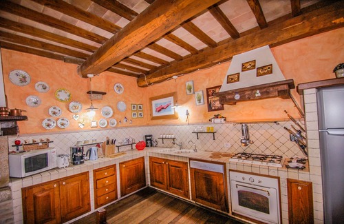 Collazzone Villa | Luxury estate with private pools, for your holidays and events