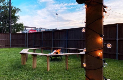 Greenland Hills House | Luxury Executive Home - 300 yds from Katy Trail