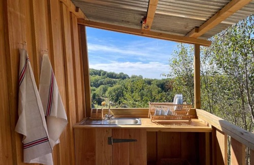 Laparrouquial RV Rental | Luxury family bell tent with pool, South West France