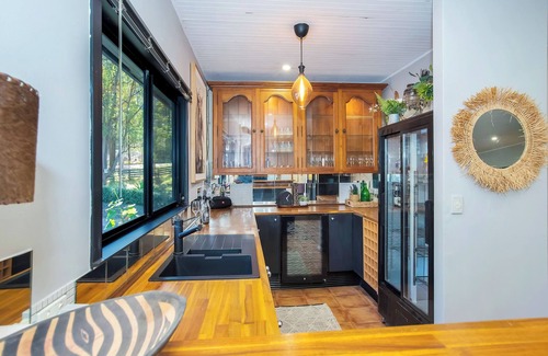 St. Albans House | Luxury Farm Hideaway on 20 acres - Sleeps 22