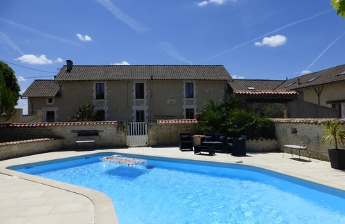 Challignac House | Luxury French Country House, private pool, 5 bedrooms, 3.5 bath, sleeps 11-14