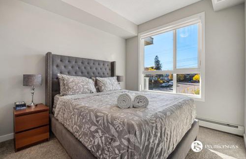 Inglewood Apartment | Luxury Getaway in Inglewood with 2 Bedrooms Sofa Bed and Heated Underground Parking