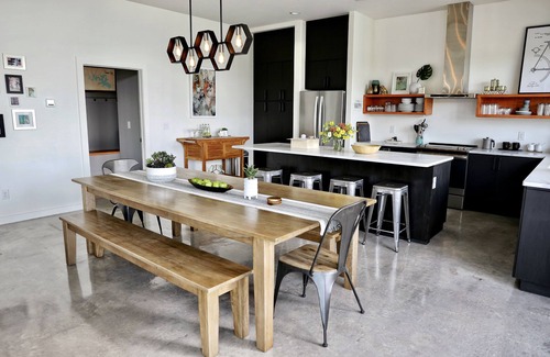 Canyon Lake House | Luxury Getaway - Waterfront, 4 BD, hot tub, stargazing.