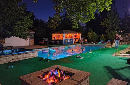 South Westminster House | Luxury Glamping in the Mile High - Private pool, Hot Tub, and Outdoor Fire Pit!