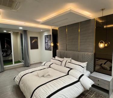 Loralai District Apartment | Luxury Goldcrest Apartments Fully Furnished Executive Rentals in DHA Laho