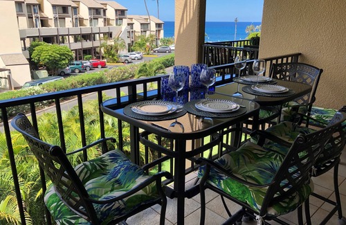 Kihei Condo | Luxury Golf Villa AC Ocean Views Walk to Beach & Trails