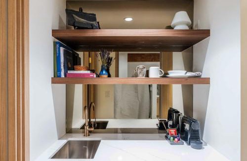 Mission District House | Luxury guest suite with private bath