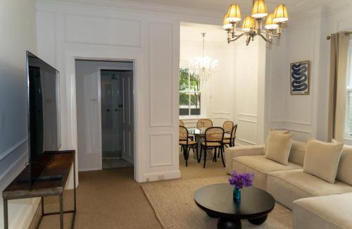 Rushcutters Bay Apartment | Luxury heritage Hideaway in Rushcutters Bay