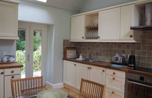 Aberfeldy Cottage | Luxury Highland Escape for Two at Burn Cottage