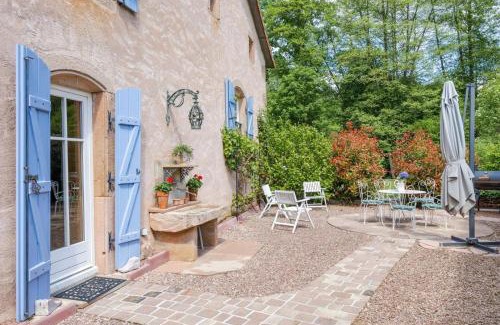 Taintrux Villa | Luxury historic farmhouse in the mountains - Domaine Macky