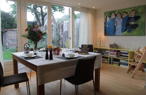Heiloo House | Luxury Holiday Home in Heiloo with Terrace and Garden