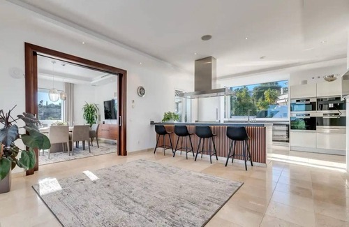 Benahavis Villa | Luxury Holiday Villa El Paraiso Alto, Benahavis, Marbella 10 bedrooms