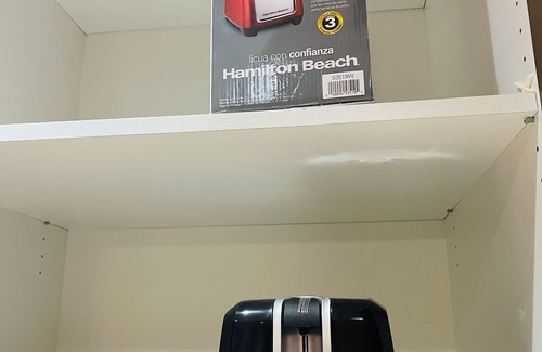 Victorville House | LUXURY HOME 3300 SQ FT, QUIET NEIGHBORHOOD