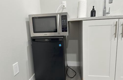 Transcona Apartment | Luxury-Home Away from Home with Private Entrance