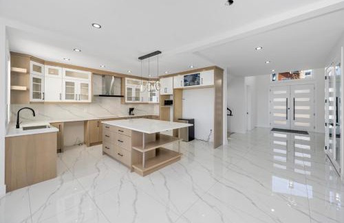 Bear Mountain Resort House | Luxury Home