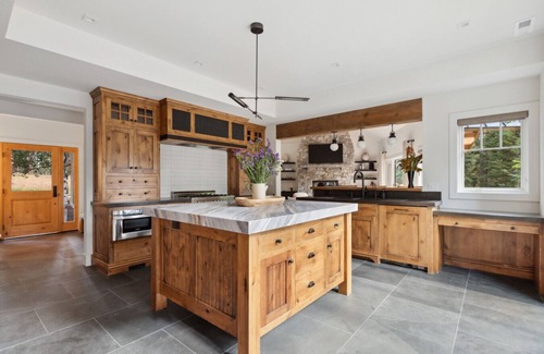 Stevensville House | Luxury Home + Private Pond & Trails