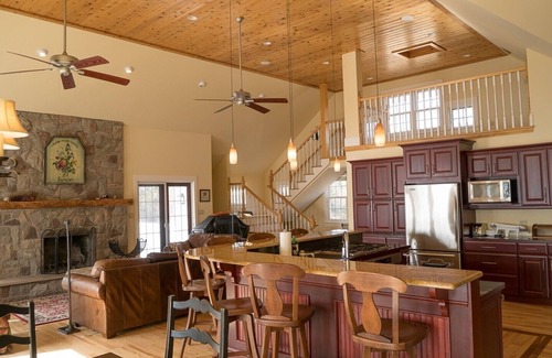 Tracadie House | LUXURY HOME WITH GUEST HOUSE ON ACADIAN ISLAND ESTATE