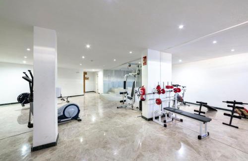 Rueda Apartment | LUXURY HOMEs MOJACAR PUEBLO WITH PANORAMIC VIEWS A POOL JACUZZI AND ROOFTOP GYM