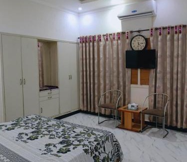 Clifton House | Luxury Hotel Karachi