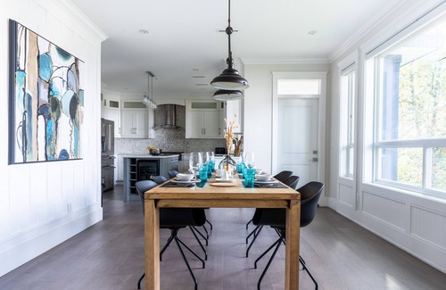 New Westminster House | Luxury house with 3 bedrooms and 1 office