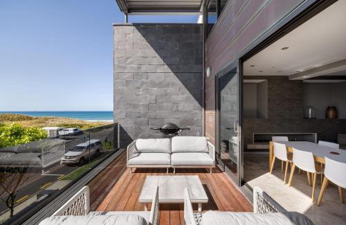 Mount Maunganui House | Luxury in Paradise - Sea views and Beach